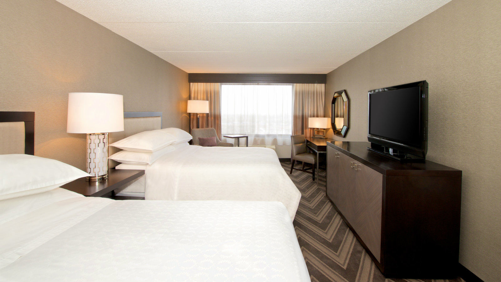 Bucks County Accommodations Sheraton Hotel Traditional Guest Room